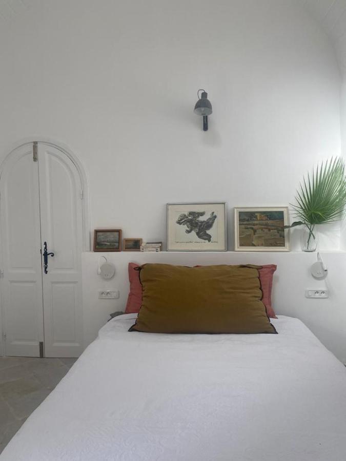 Lella Zohra, Studio Avec Piscine A Sidi Bou Said Bed and Breakfast Exteriör bild